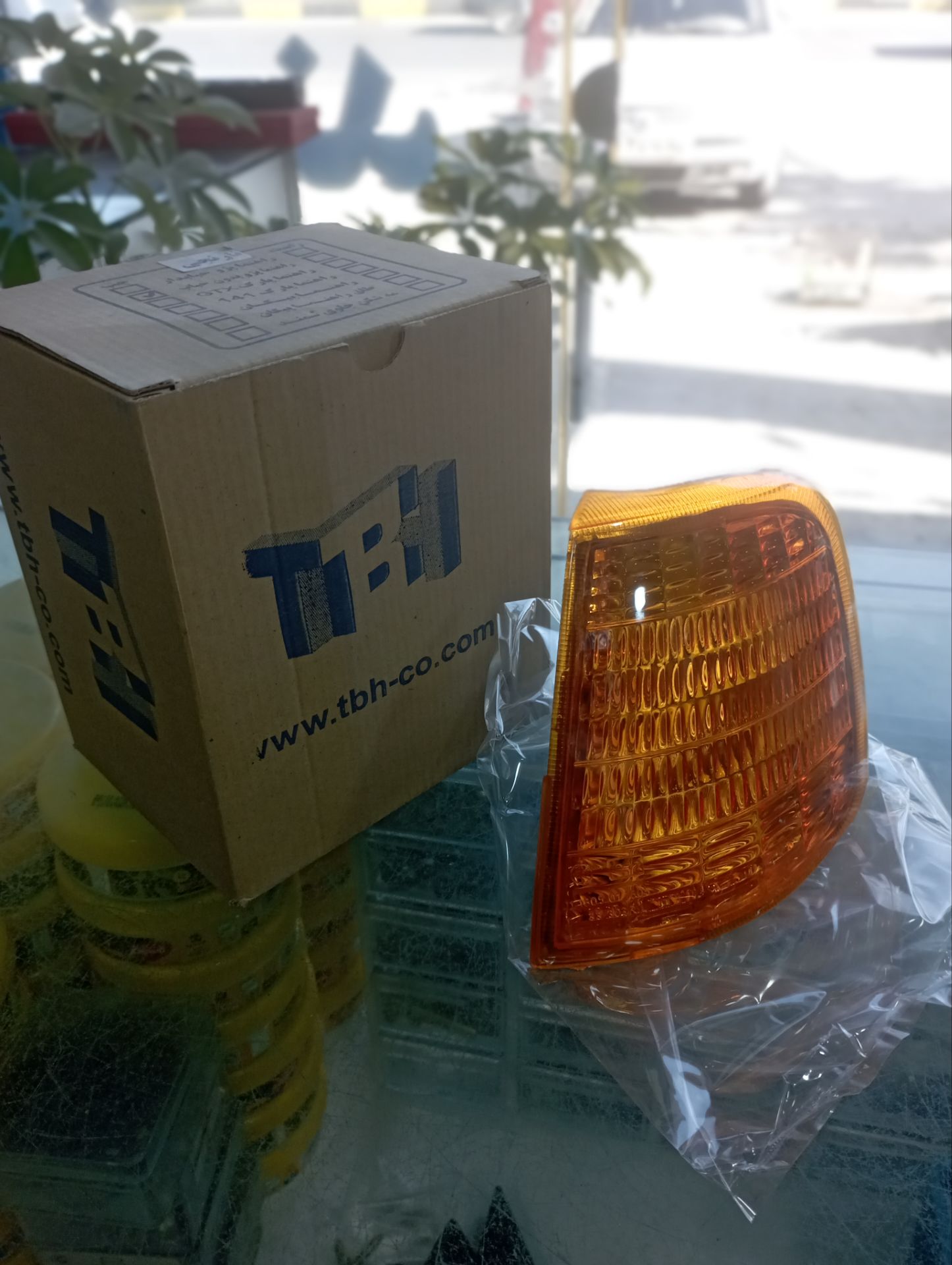 چراغ پارک پژو نارنجی